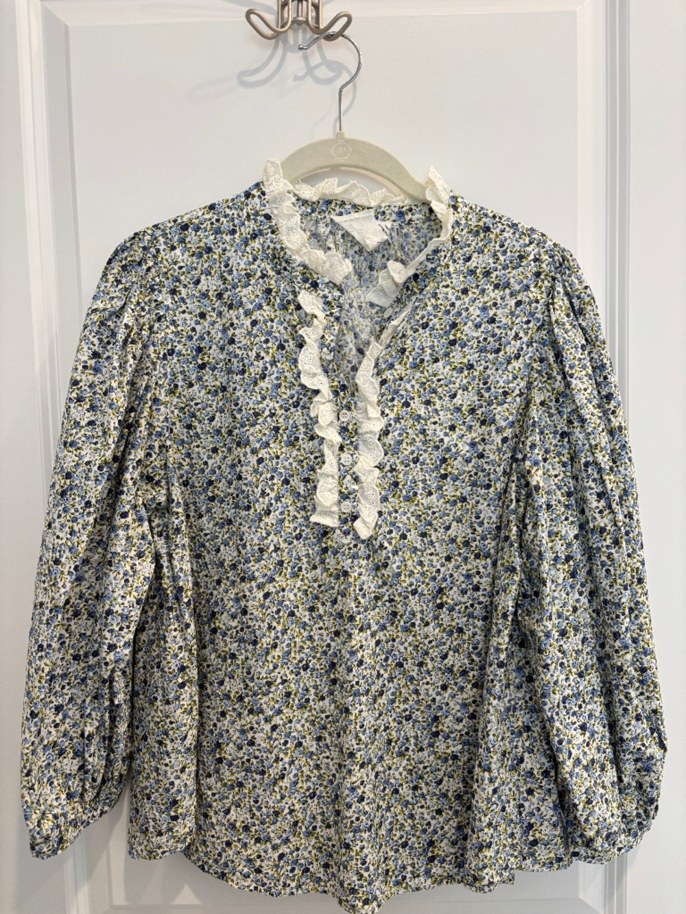 Tuckernuck Hyacinth House floral blouse